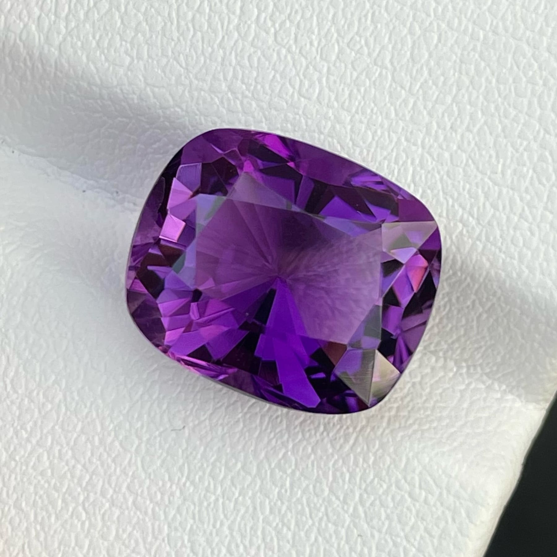 9.51 carats amethyst
